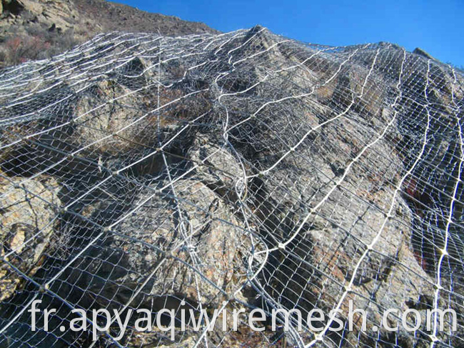 Clôture de protection contre la pente pour Mountain SNS Protection de pente Nettage en acier Câble en acier Roulé GPS2 Rockfall Barrier Netting